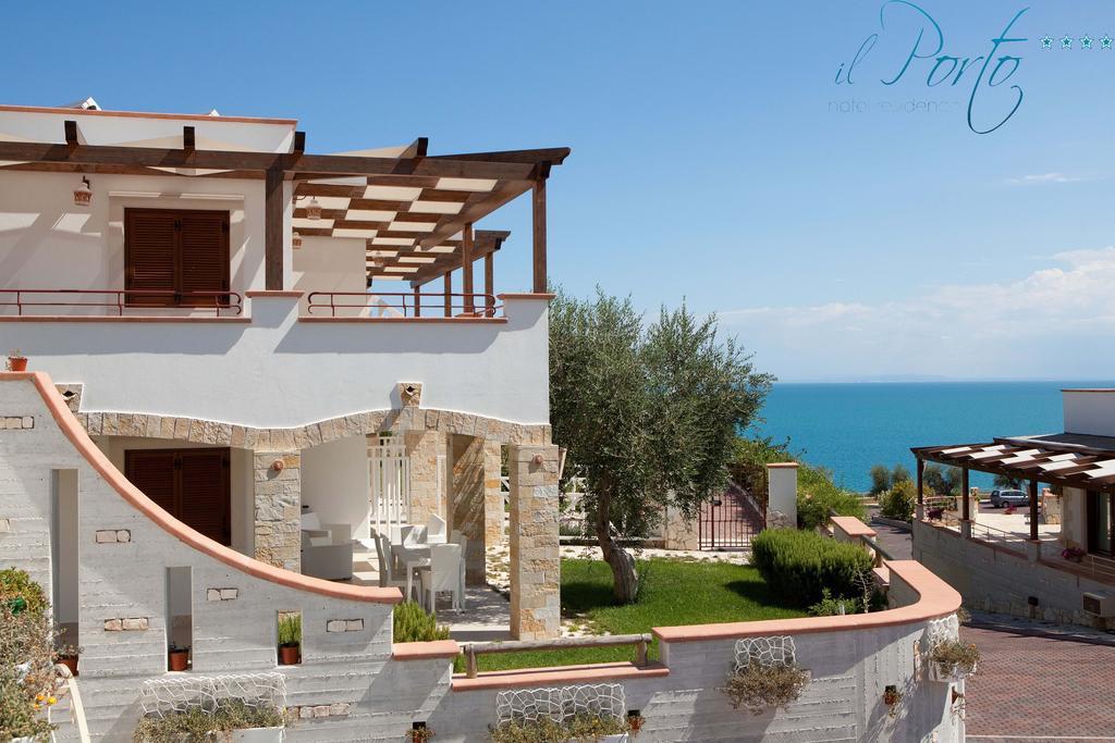 Hotel Residence Il Porto Mattinata Εξωτερικό φωτογραφία