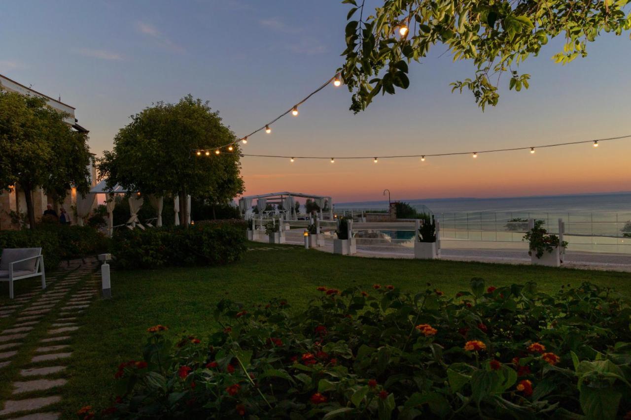 Hotel Residence Il Porto Mattinata Εξωτερικό φωτογραφία