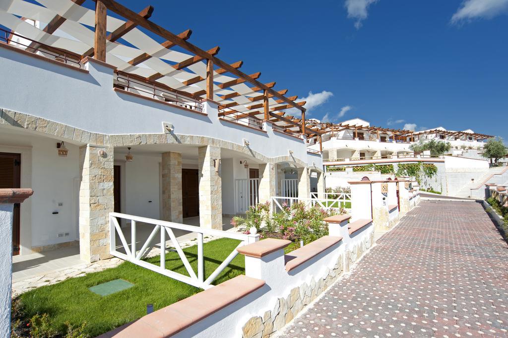 Hotel Residence Il Porto Mattinata Εξωτερικό φωτογραφία